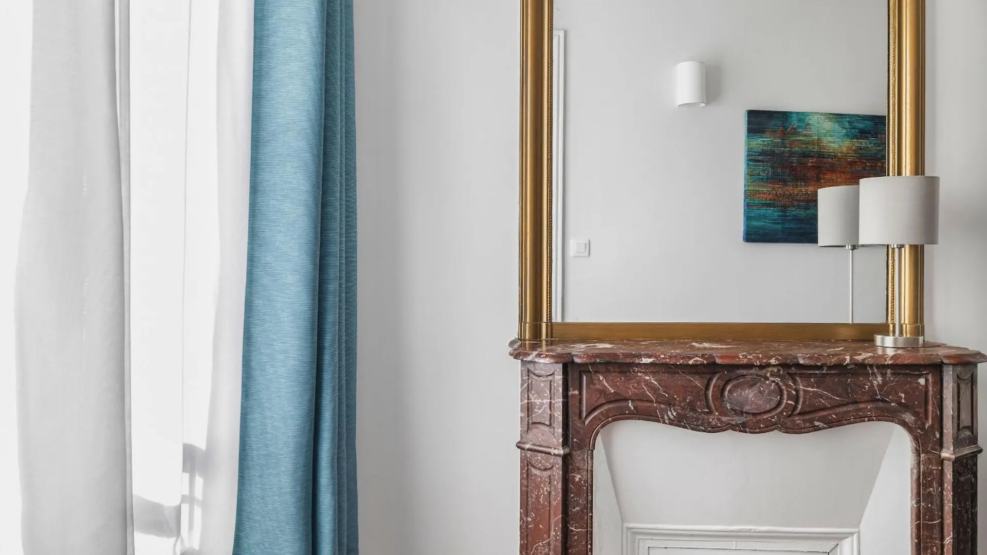 Heimat Apartment Paris France